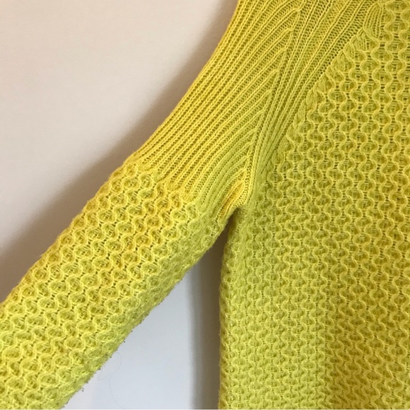 Anthropologie neon yellow oversized knit sweater - Picture 3 of 11
